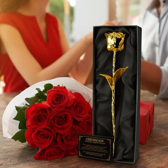Giftwrapped 24K Golden Rose